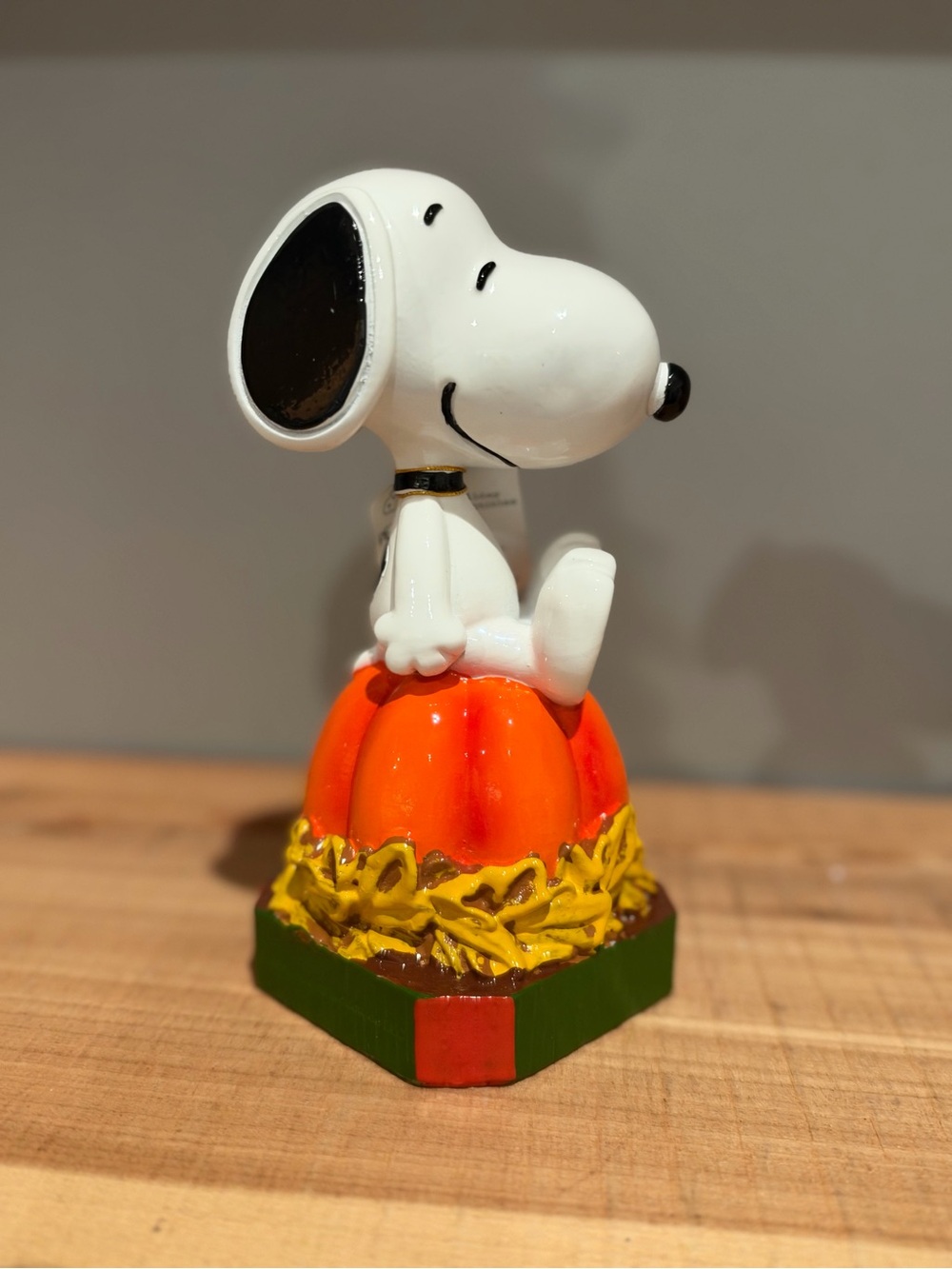 NWT Peanuts Snoopy Pumpkin Fall Decor